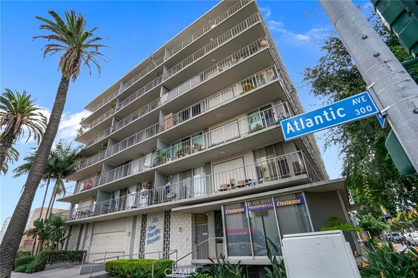 $369,900 | 375 Atlantic Avenue, Unit 607, Long Beach, CA 90802