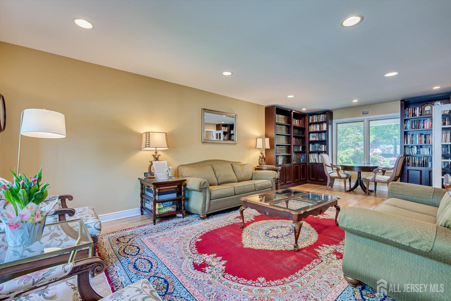 22 Celler Road Edison, NJ 08817 - Photo 11 of 56