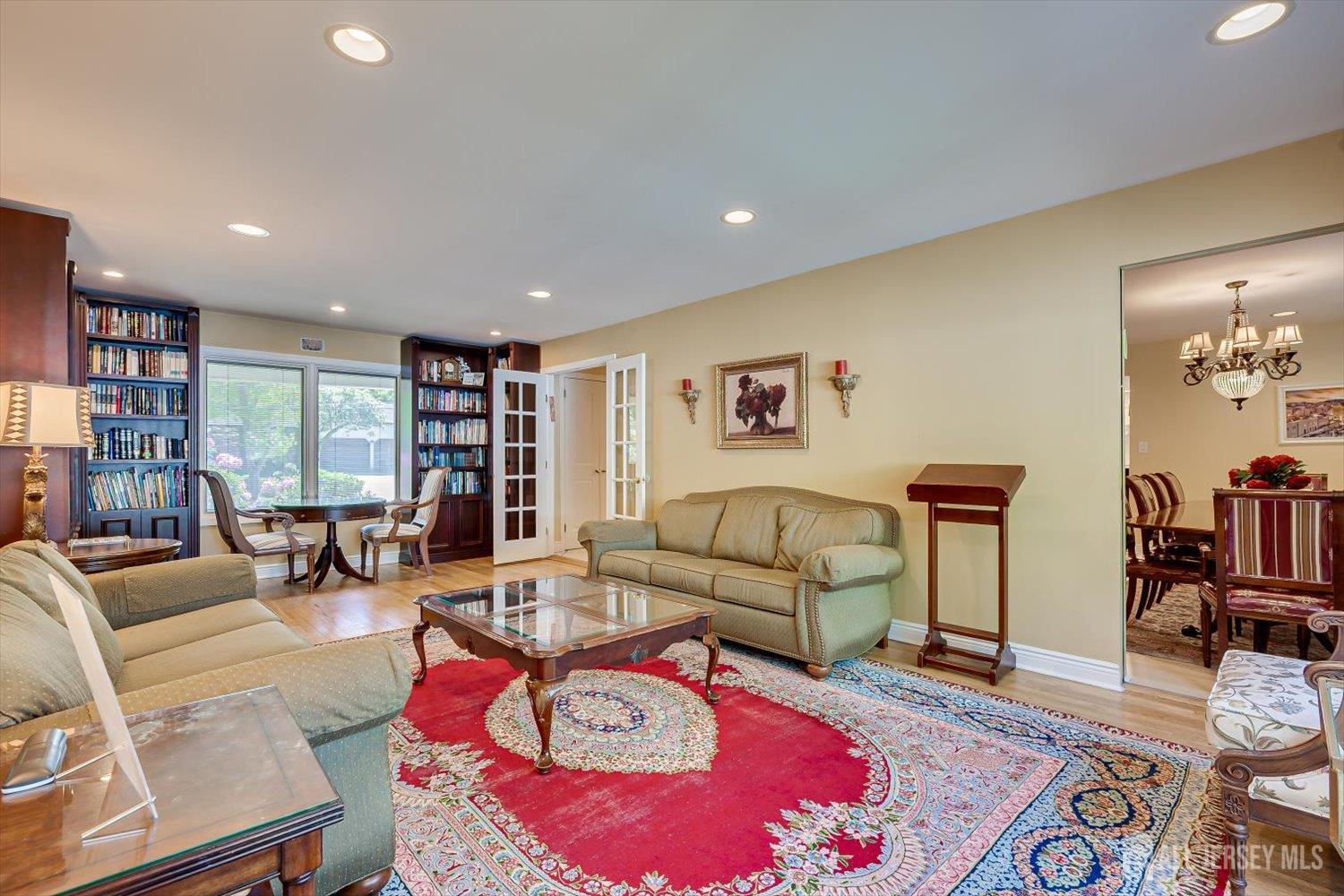 22 Celler Road Edison, NJ 08817 - Photo 12 of 56