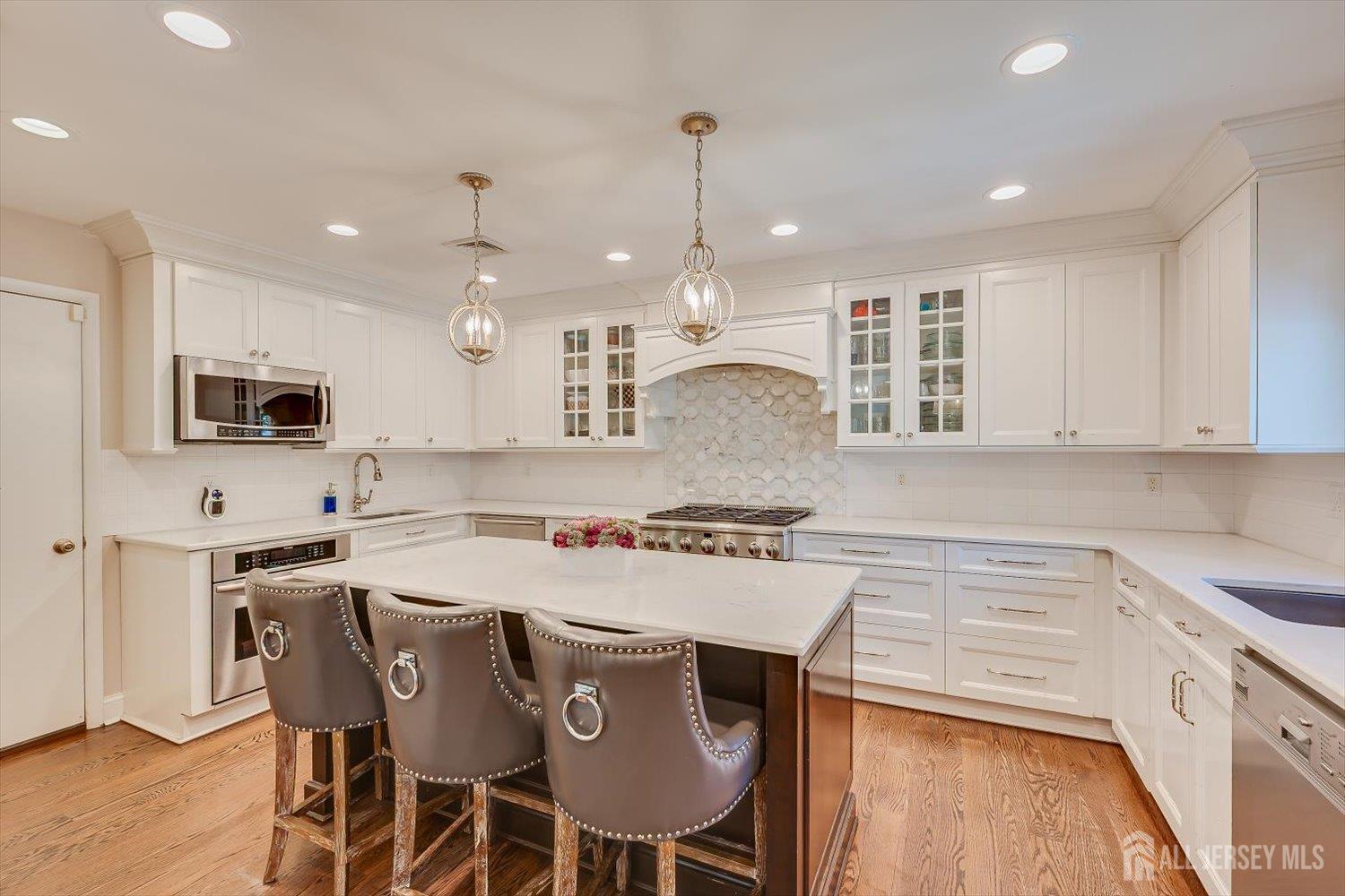 22 Celler Road Edison, NJ 08817 - Photo 15 of 56
