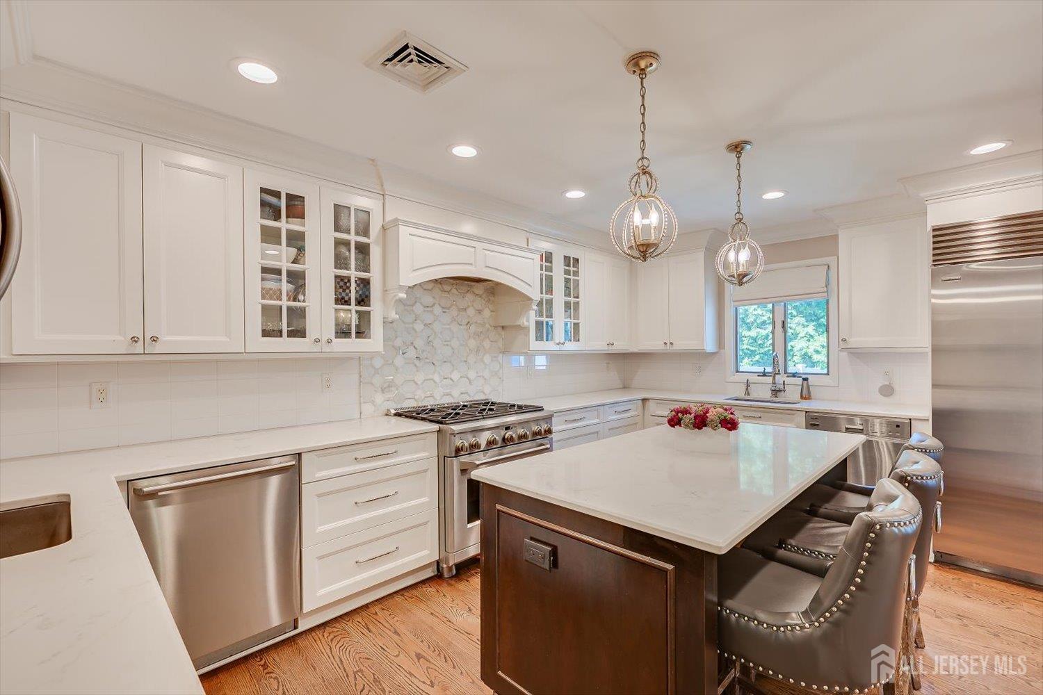 22 Celler Road Edison, NJ 08817 - Photo 20 of 56