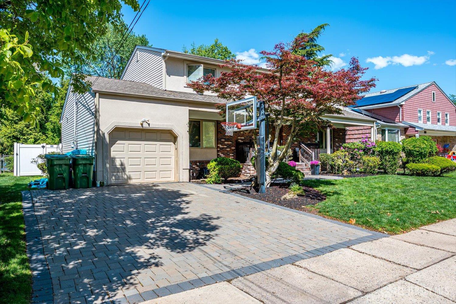 22 Celler Road Edison, NJ 08817 - Photo 2 of 56