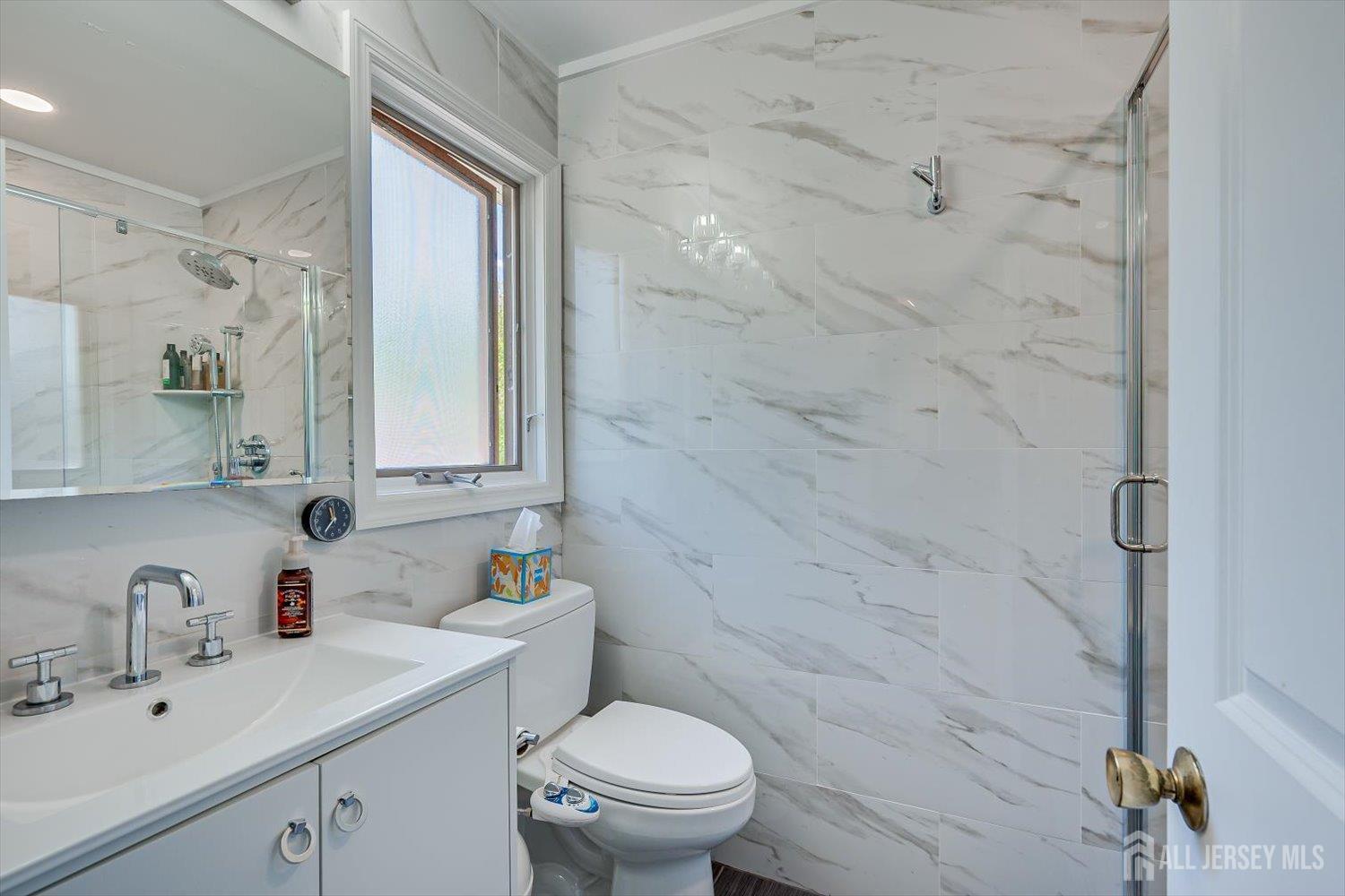 22 Celler Road Edison, NJ 08817 - Photo 33 of 56