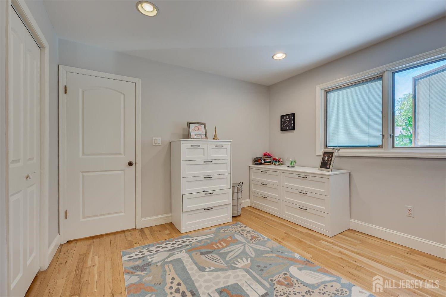 22 Celler Road Edison, NJ 08817 - Photo 36 of 56