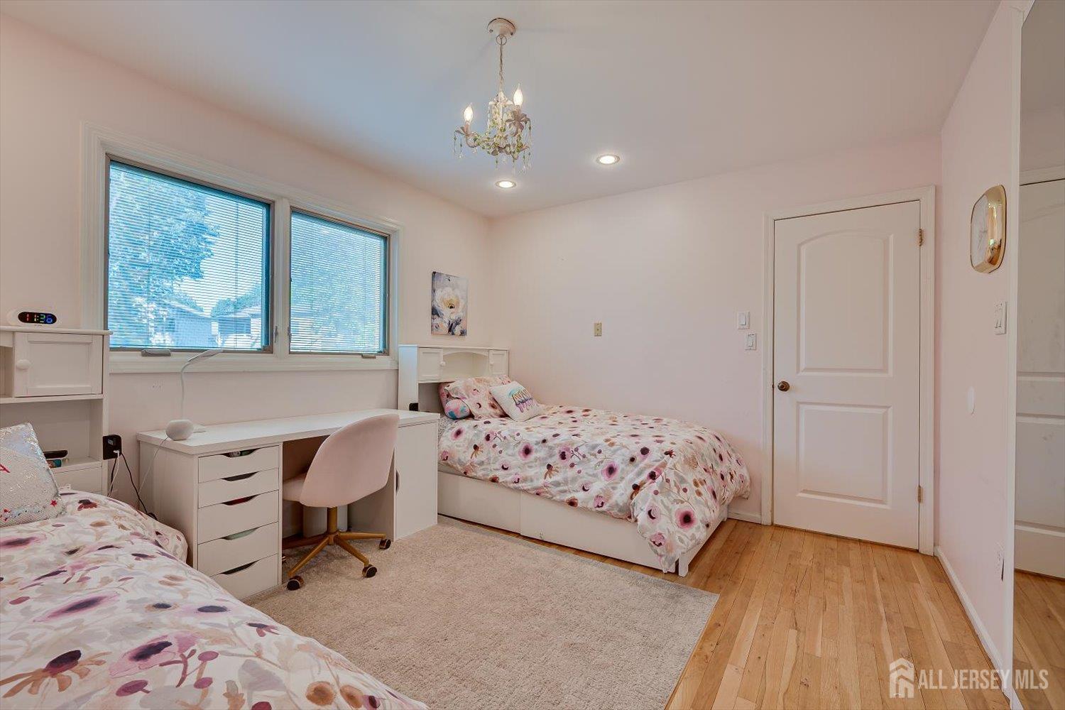 22 Celler Road Edison, NJ 08817 - Photo 38 of 56