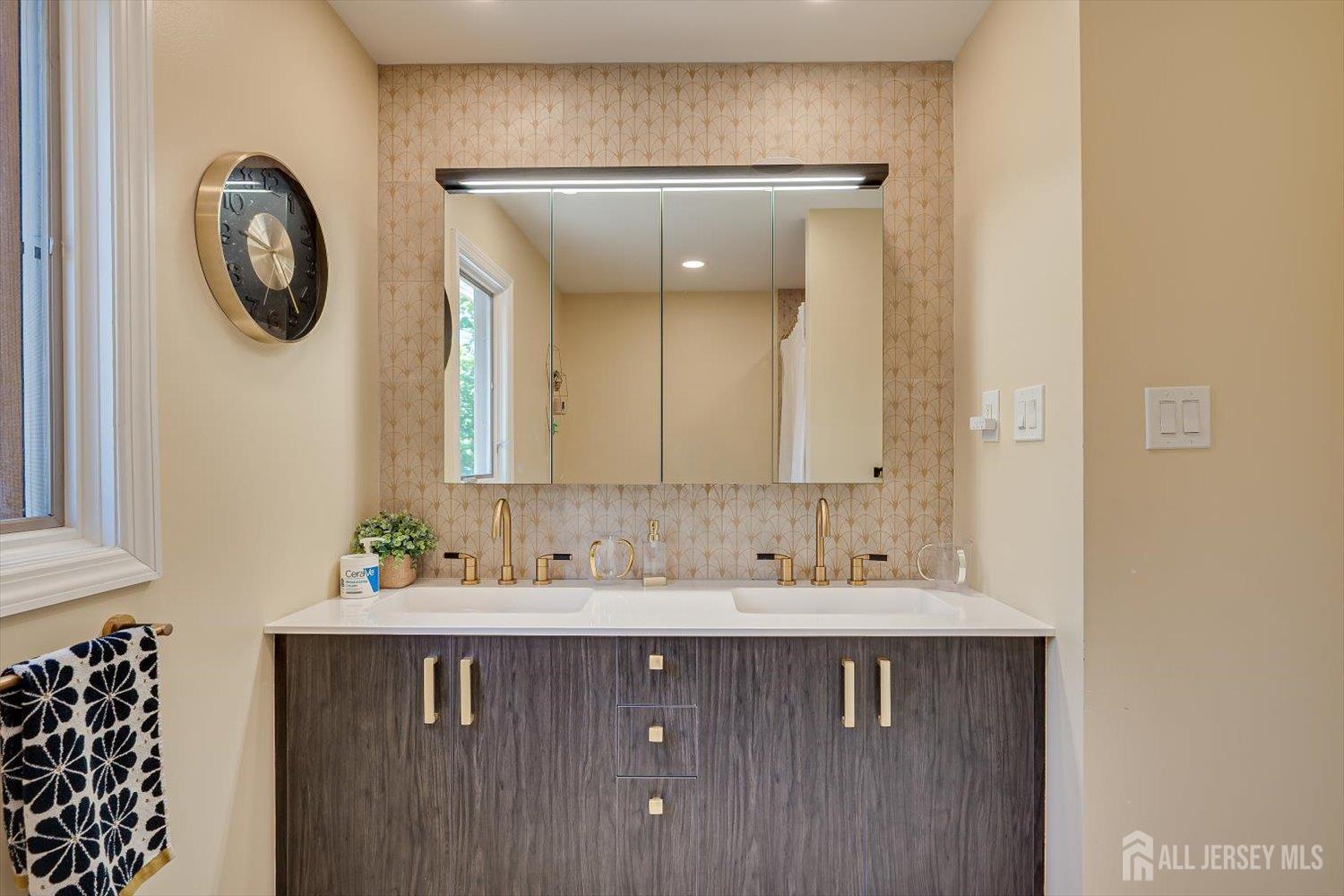22 Celler Road Edison, NJ 08817 - Photo 41 of 56