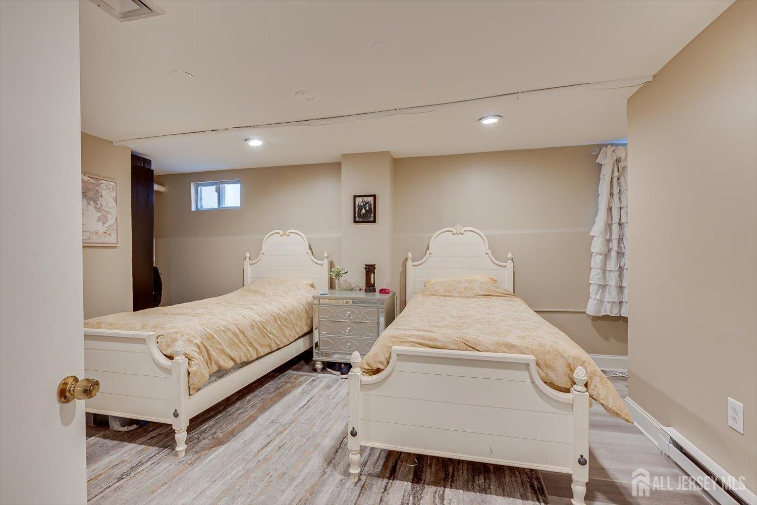 22 Celler Road Edison, NJ 08817 - Photo 44 of 56