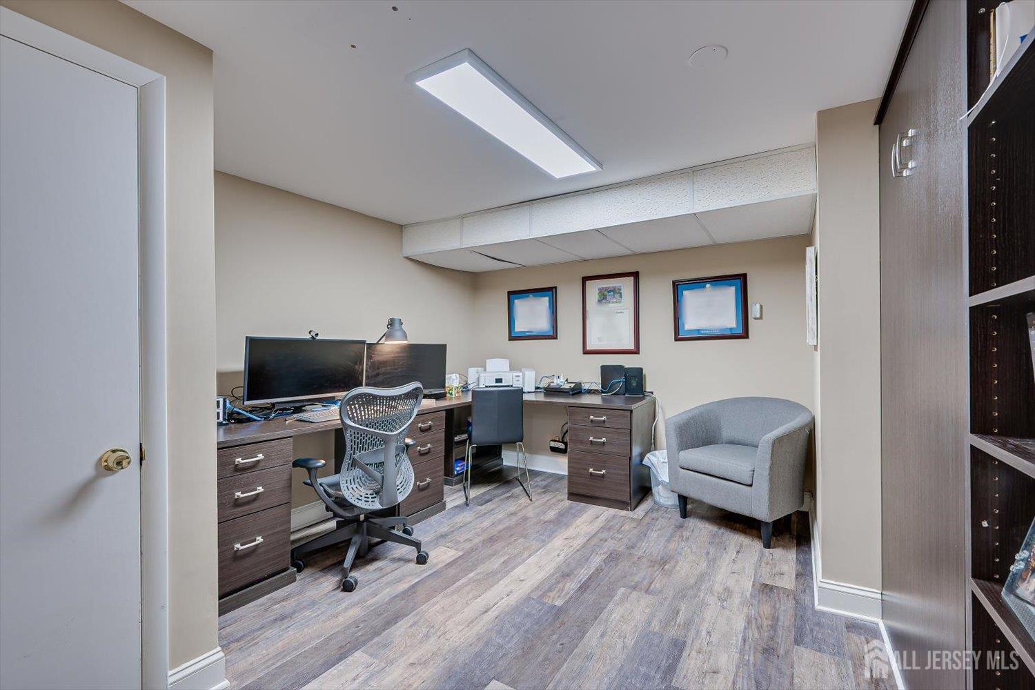22 Celler Road Edison, NJ 08817 - Photo 51 of 56