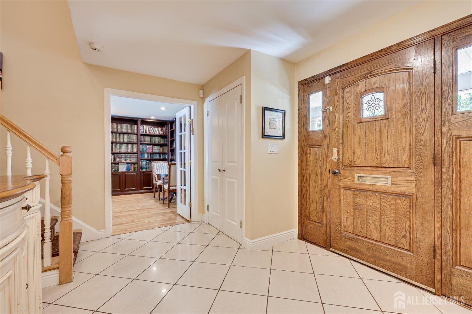 22 Celler Road Edison, NJ 08817 - Photo 9 of 56