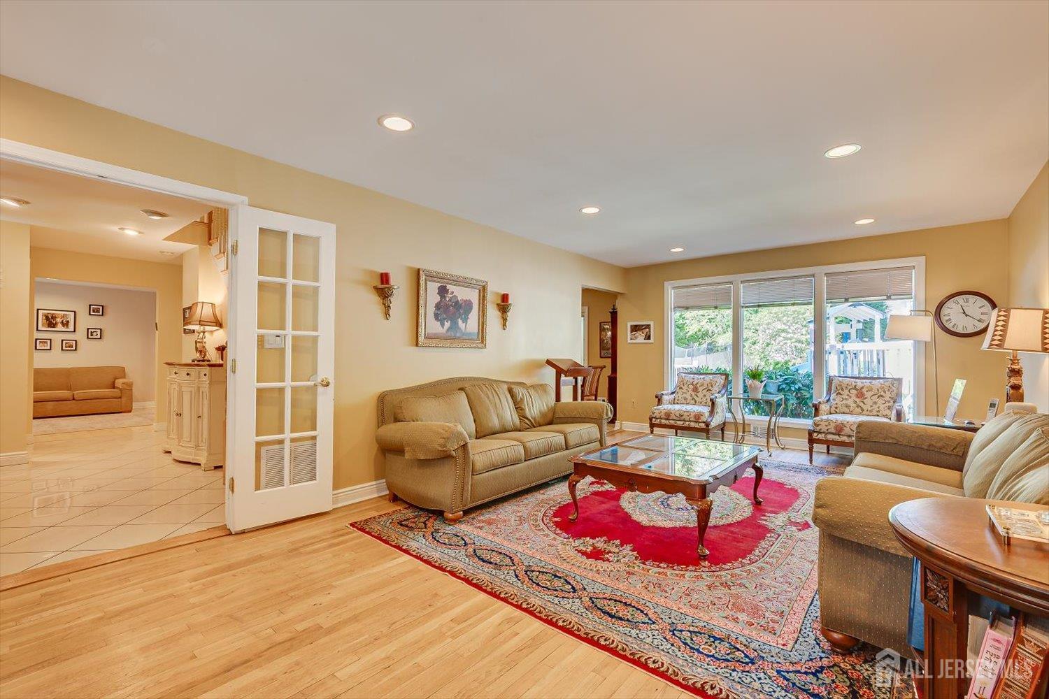 22 Celler Road Edison, NJ 08817 - Photo 10 of 56