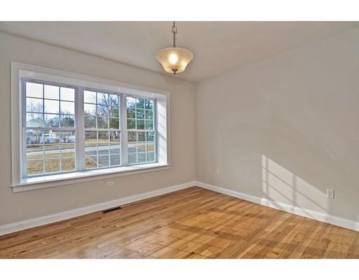 10 Applegate Road Medway, MA 02053 - Photo 10 of 14