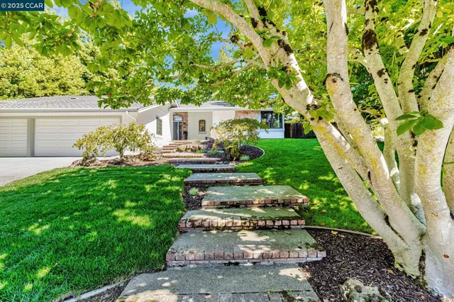 $1,899,000 | 38 Sanders Ranch Road, Moraga, CA 94556