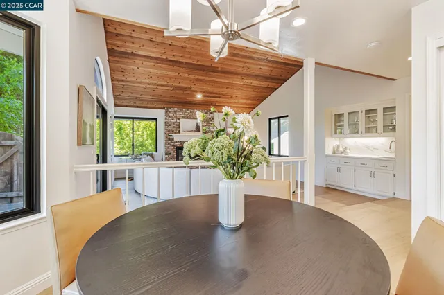 $1,899,000 | 38 Sanders Ranch Road, Moraga, CA 94556