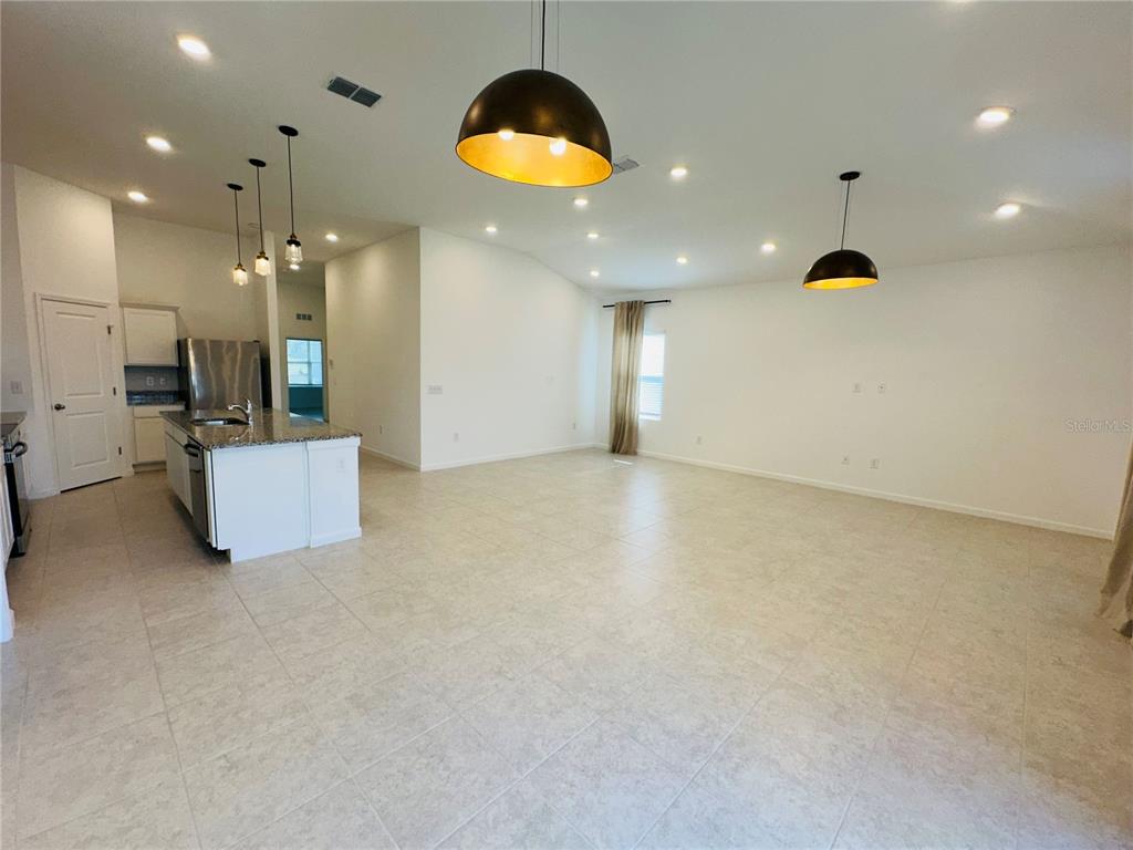 2151 Huntsman Rdg Road Minneola, FL 34715 - Photo 3 of 32