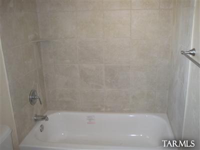 4866 East Montecito Street Tucson, AZ 85711 - Photo 6 of 10