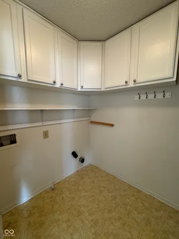 $308,400 | 9543 West Campfire Drive, Pendleton, IN 46064