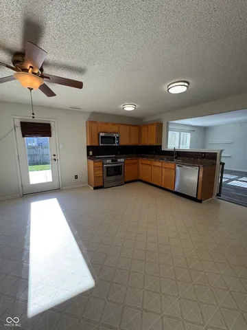 $308,400 | 9543 West Campfire Drive, Pendleton, IN 46064