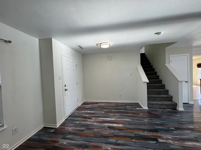 $308,400 | 9543 West Campfire Drive, Pendleton, IN 46064