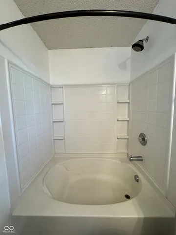 $308,400 | 9543 West Campfire Drive, Pendleton, IN 46064