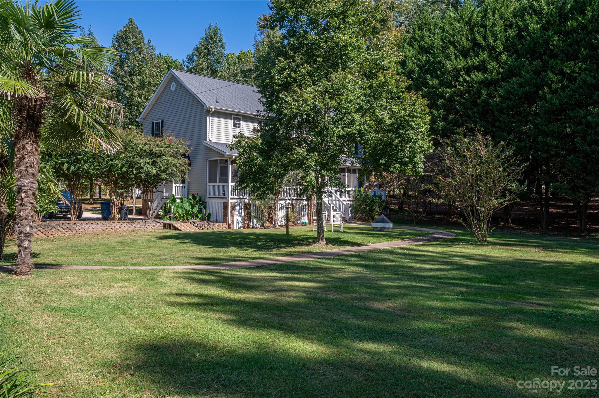 1575 Lewis Farm Road Kings Mountain, NC 28086 - Photo 33 of 42 a front view of a house with a yard