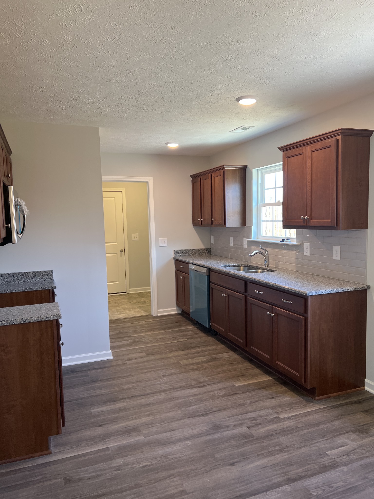 47 Timber Circle Manchester, TN 37355 - Photo 2 of 11 Gallery Image 2