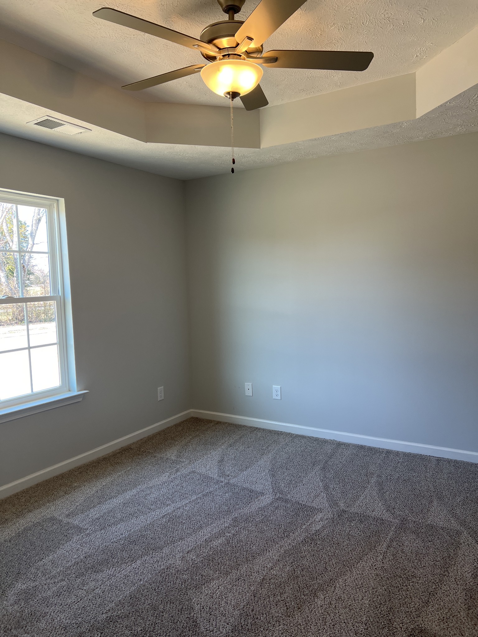 47 Timber Circle Manchester, TN 37355 - Photo 6 of 11 Gallery Image 6