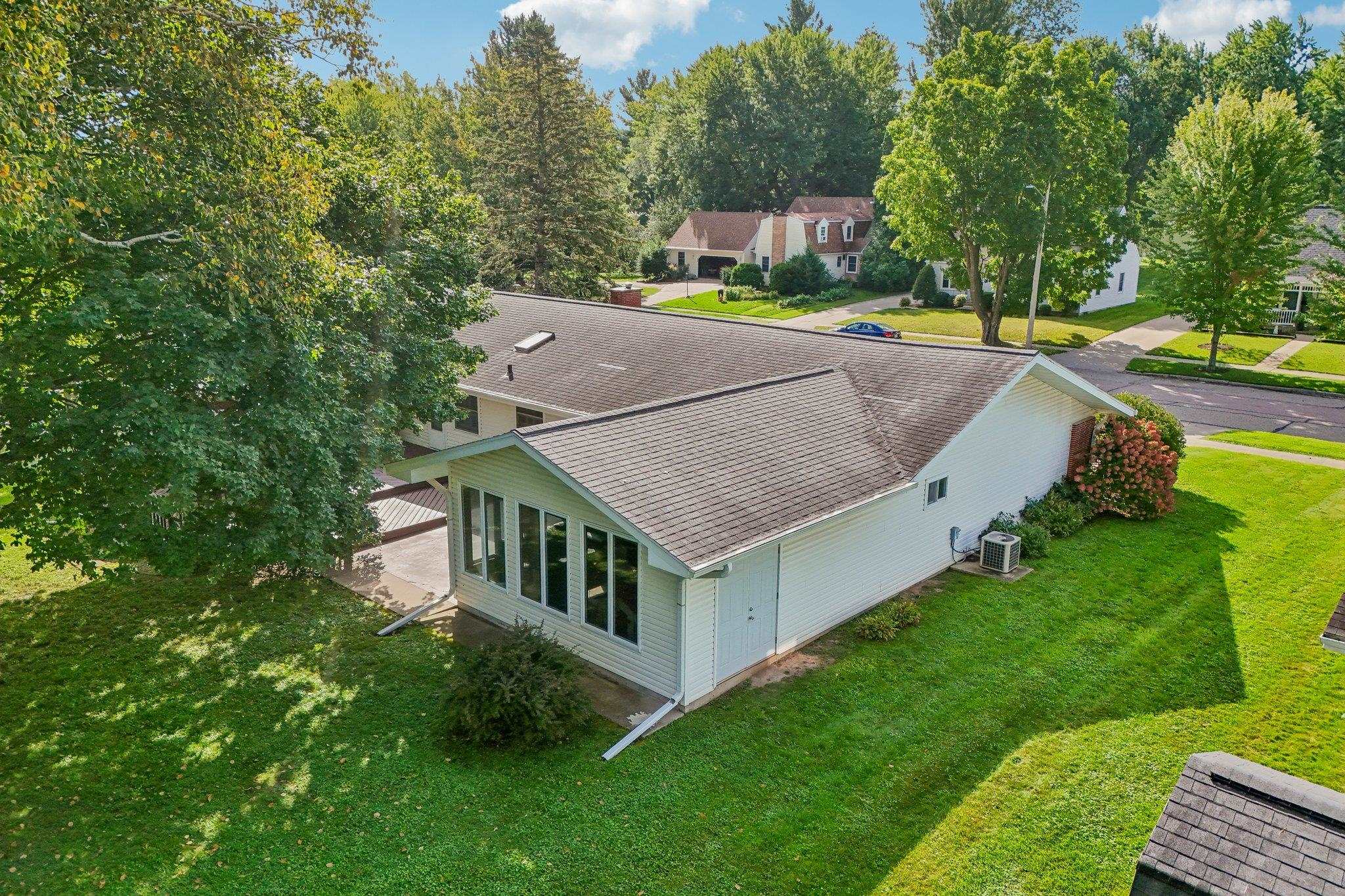 522 Franklin Street Reedsburg, WI 53959 - Photo 6 of 76 Gallery Image 6