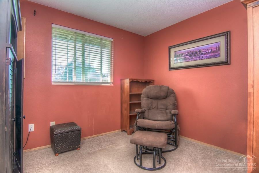 3207 Southwest Quartz Place Redmond, OR 97756 - Photo 11 of 16 Additional Photo