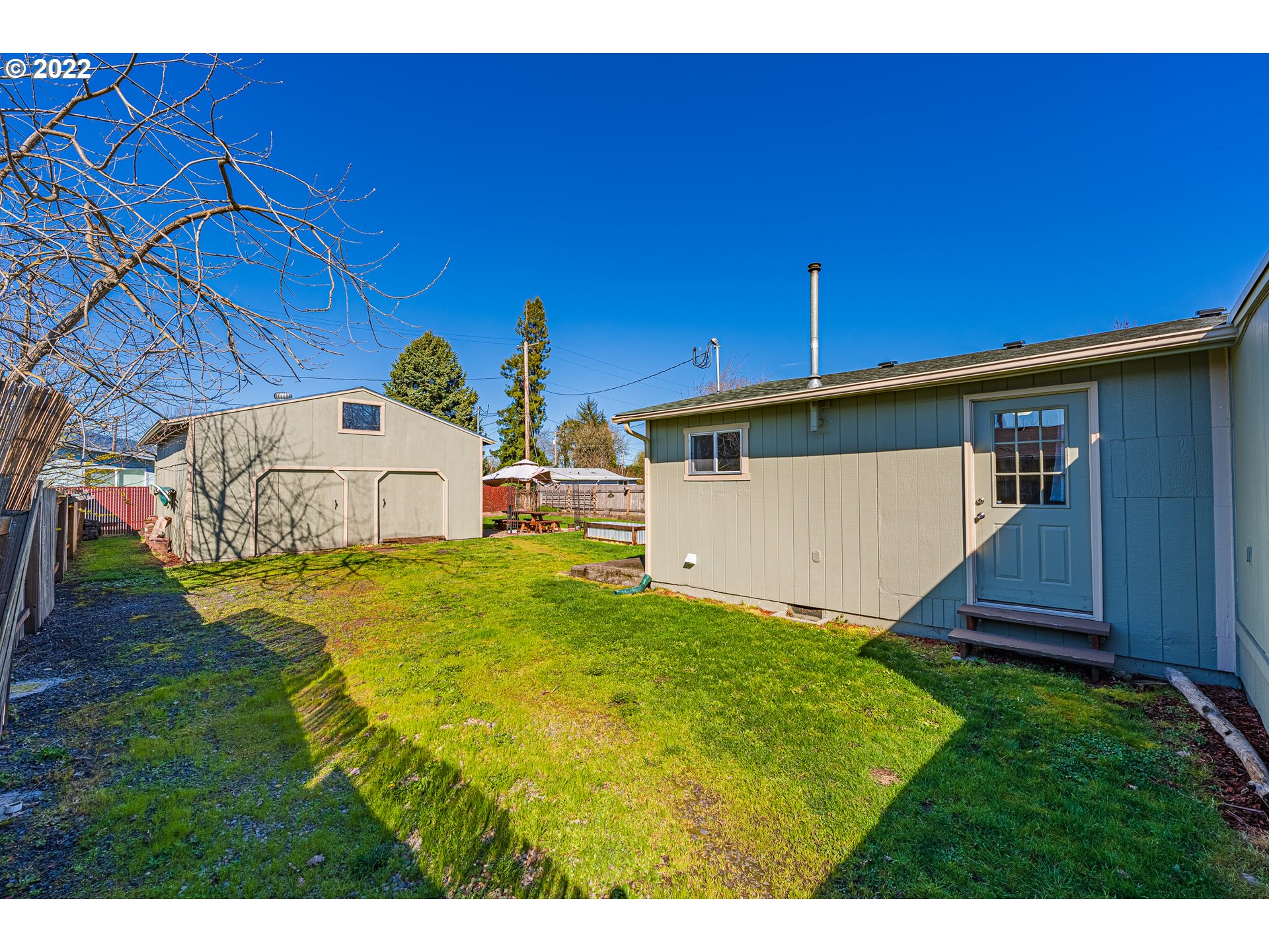 2074 G Street Springfield, OR 97477 - Photo 22 of 29