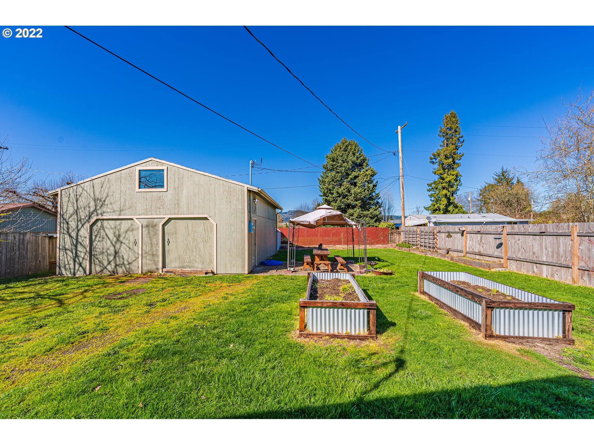 2074 G Street Springfield, OR 97477 - Photo 28 of 29