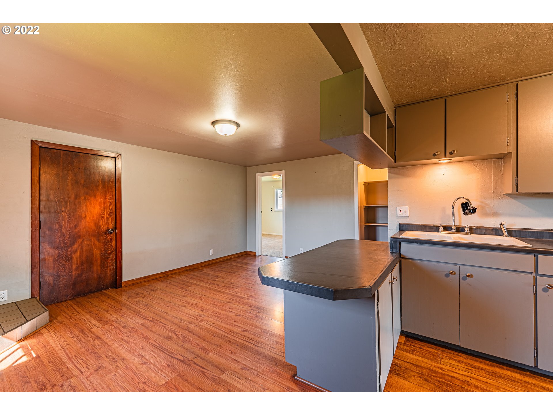 2074 G Street Springfield, OR 97477 - Photo 9 of 29