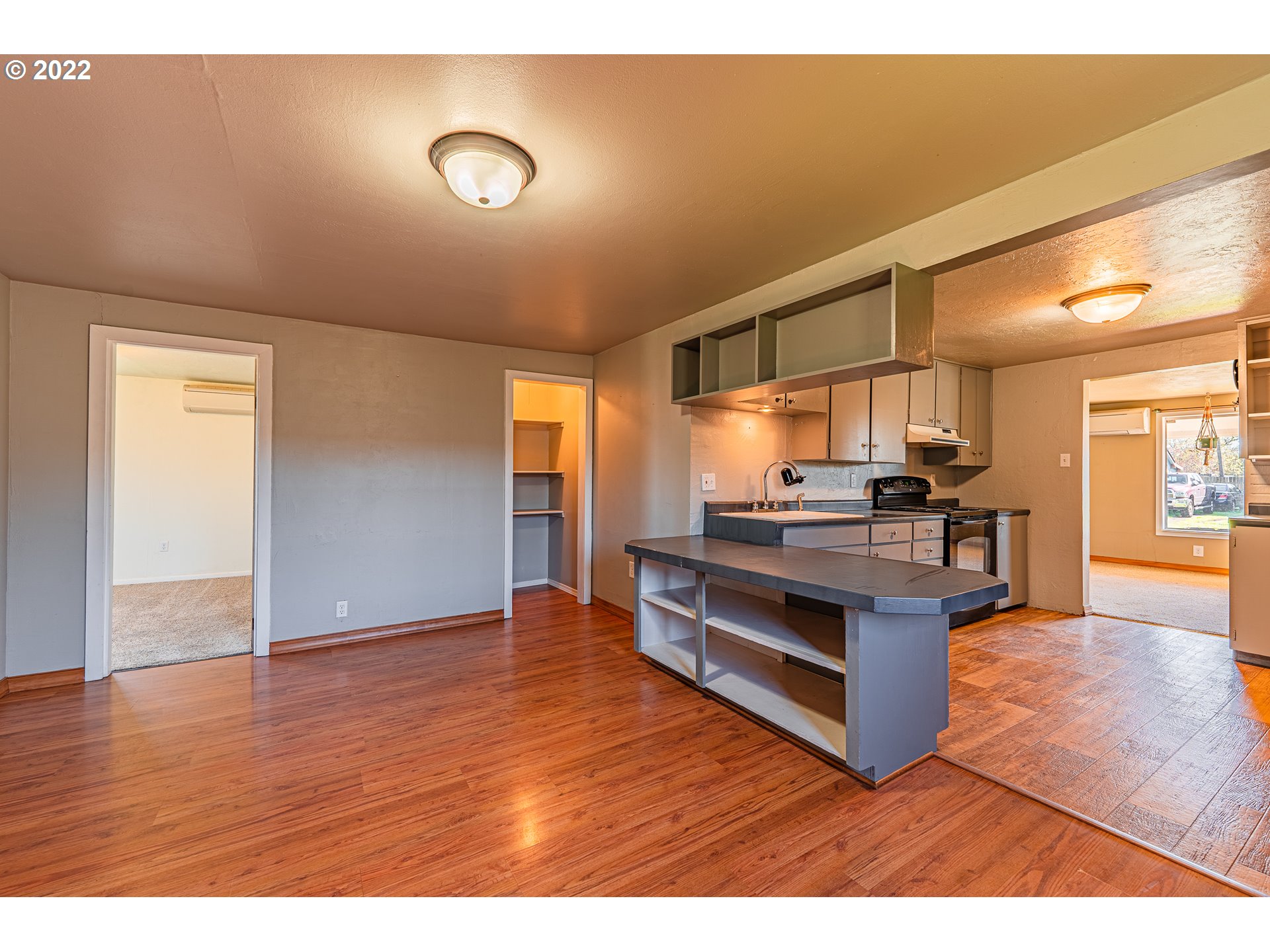 2074 G Street Springfield, OR 97477 - Photo 10 of 29