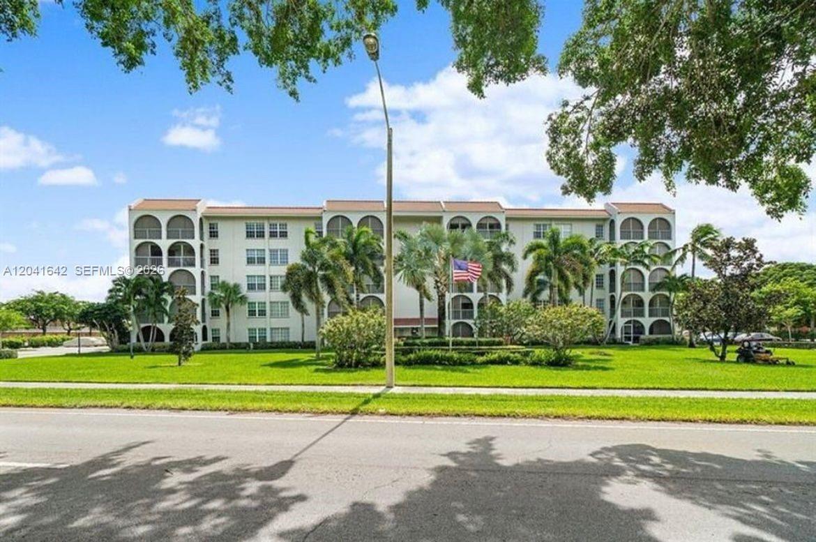 250 Northeast 20th Street, Unit 3030 Boca Raton, FL 33431 - Photo 1 of 18