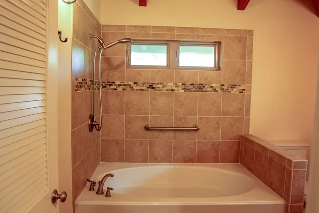 $580,000 | 94-6506 Ahi Street, Naalehu, HI 96772