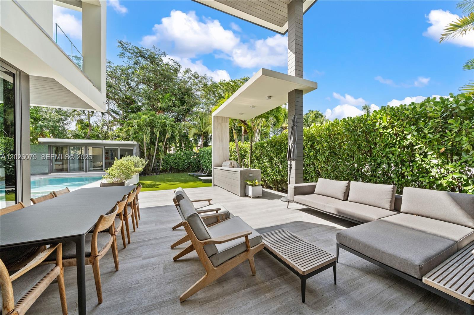 5061 North Bay Road Miami Beach, FL 33140 - Photo 50 of 63