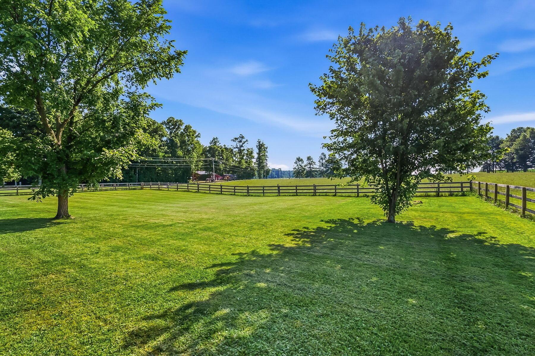 13982 Lucerne Road Fredericktown, OH 43019 - Photo 8 of 34 8-web-or-mls-13982 Lucerne Rd-108