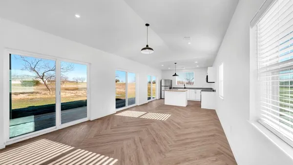 $2,300 | 5502 County Road 2646, Royse City, TX 75189