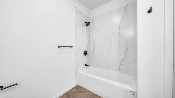 $2,300 | 5502 County Road 2646, Royse City, TX 75189