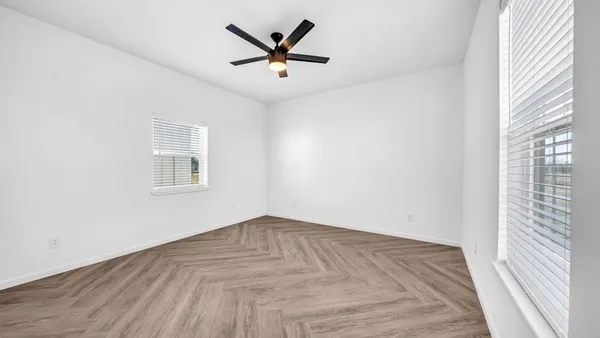 $2,300 | 5502 County Road 2646, Royse City, TX 75189