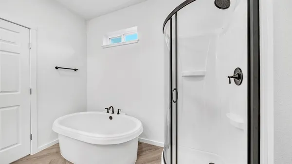 $2,300 | 5502 County Road 2646, Royse City, TX 75189