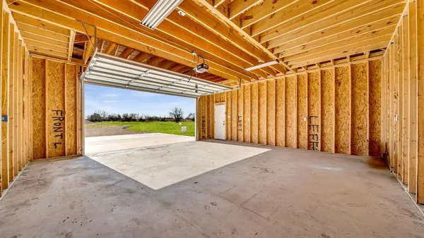 $2,300 | 5502 County Road 2646, Royse City, TX 75189