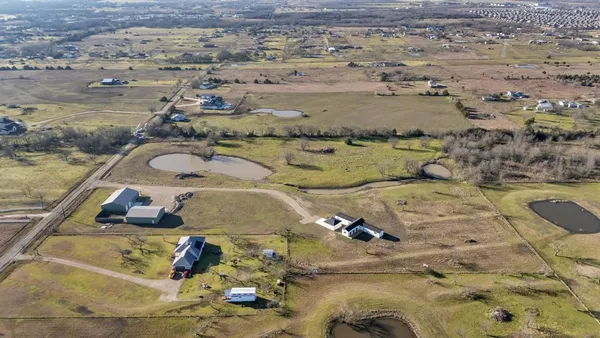 $2,300 | 5502 County Road 2646, Royse City, TX 75189