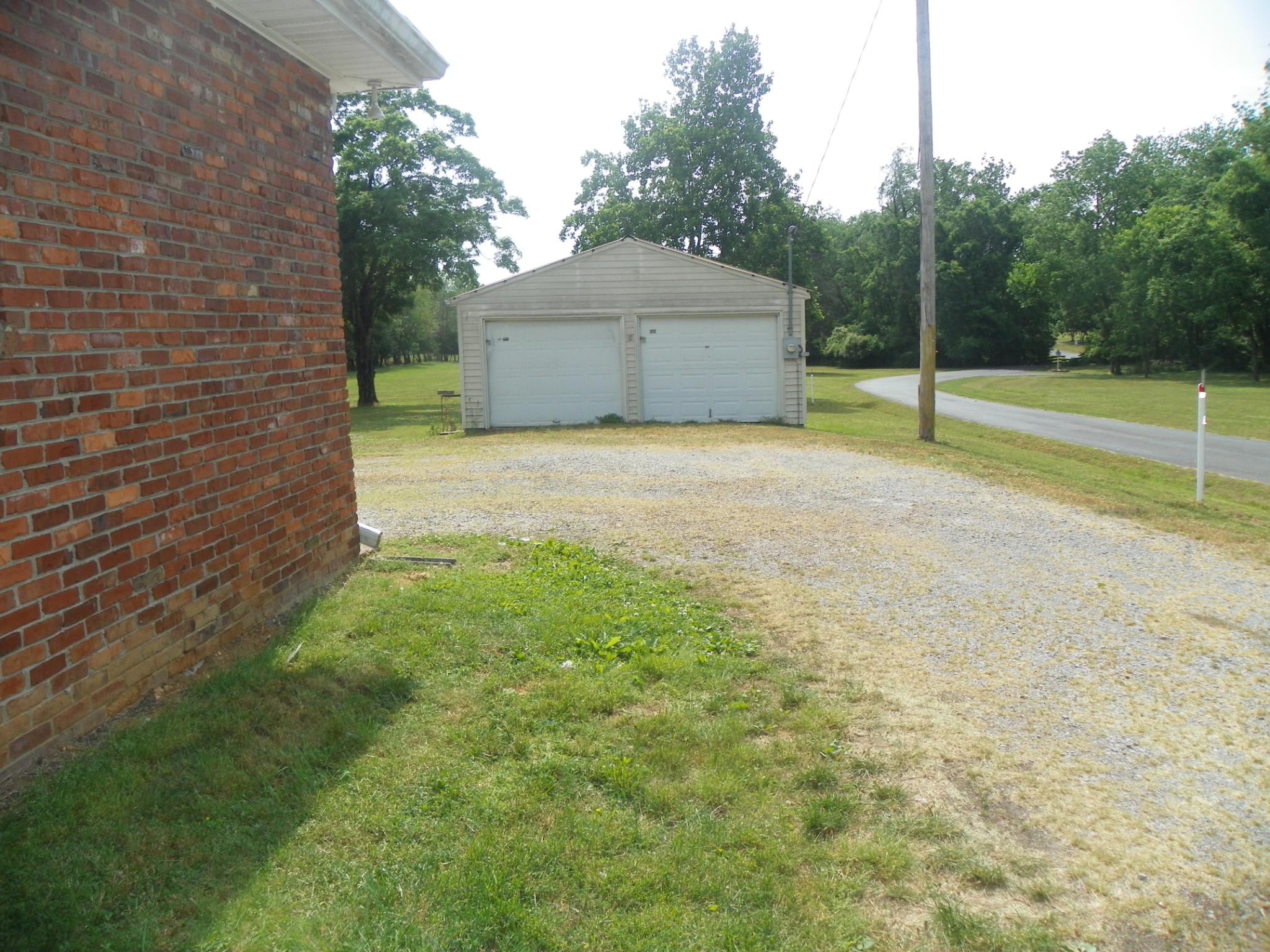 1544 Neelys Bend Road Madison, TN 37115 - Photo 3 of 5