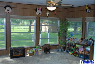1626 Mayflower Road Fort Wayne, IN 46819 - Photo 12 of 20