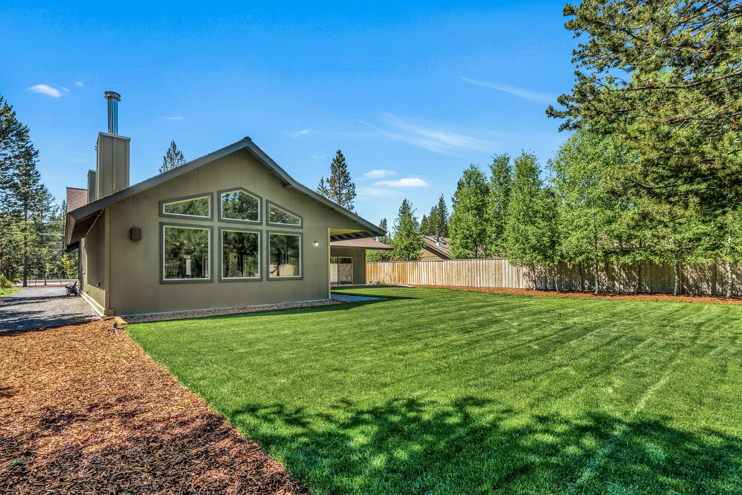 17256 Tholstrup Road Bend, OR 97707 - Photo 23 of 28 Backyard 2