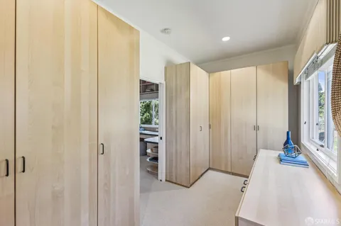 $1,495,000 | 5526 Balboa Drive, Oakland, CA 94611