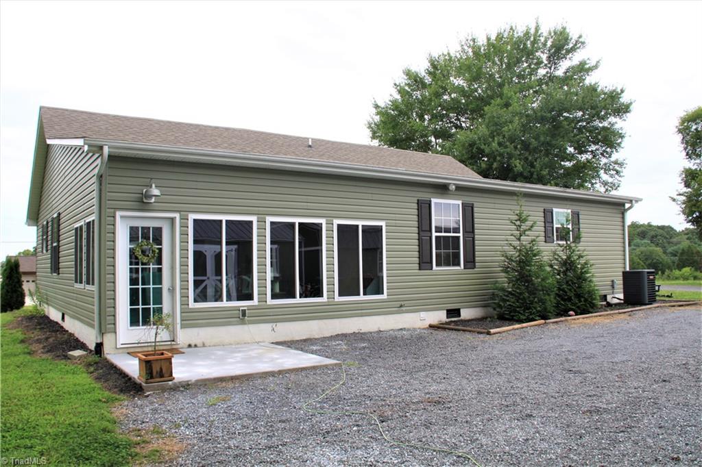 173 Livengood Road Advance, NC 27006 - Photo 3 of 24 Gallery Image 3