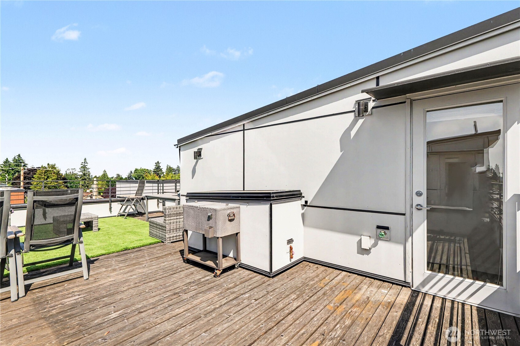 3810 California Avenue Southwest, Unit B Seattle, WA 98116 - Photo 22 of 26