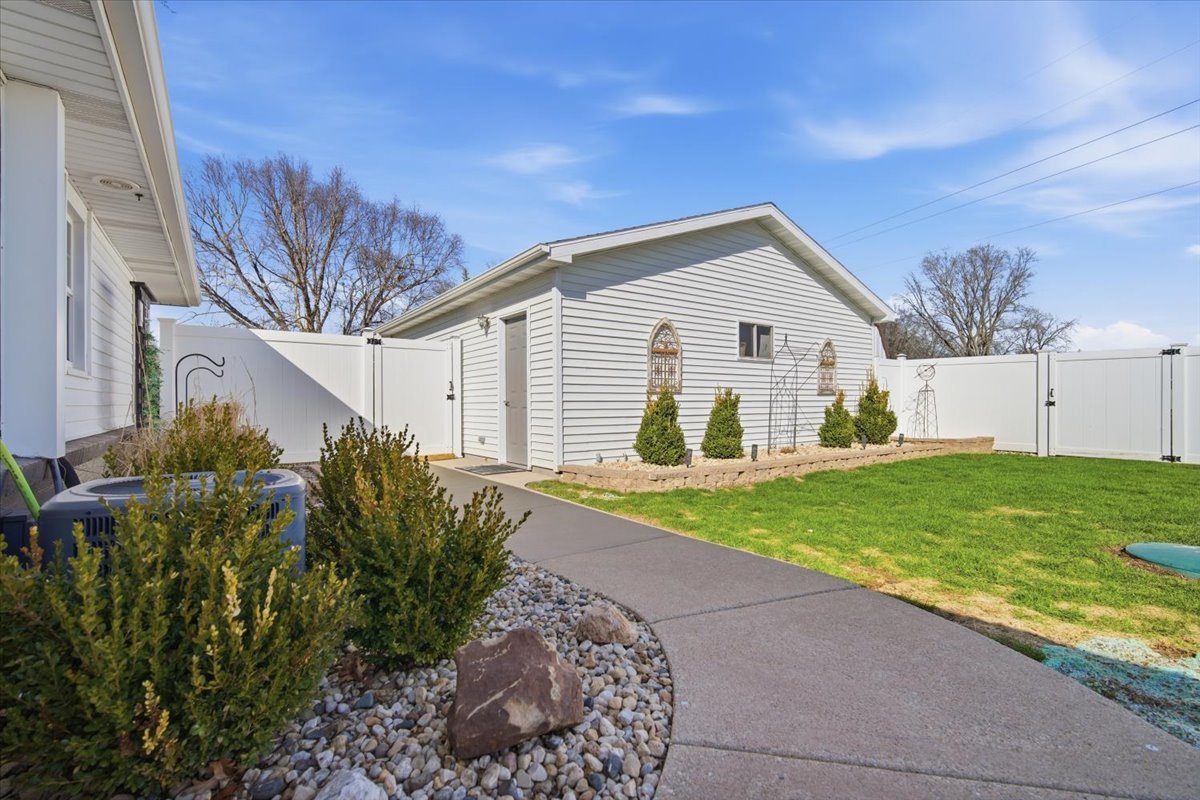 25 Helen Street Streator, IL 61364 - Photo 31 of 38