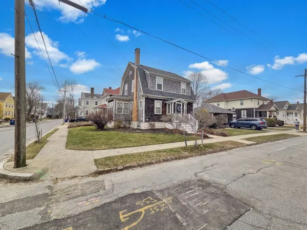 a view of an house with a swimming pool
